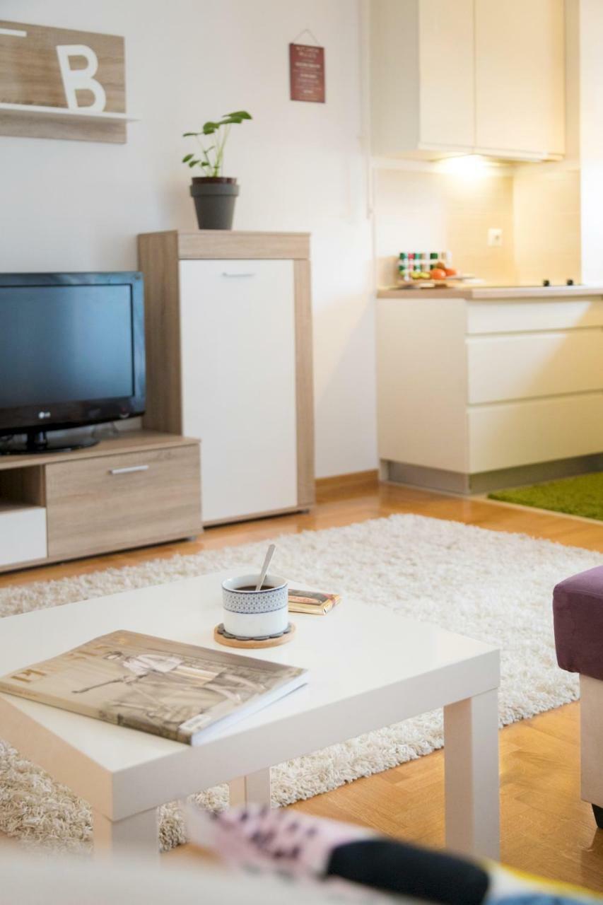 Cute And Sunny Studio In Zagreb With Balcony & Free Parking Esterno foto