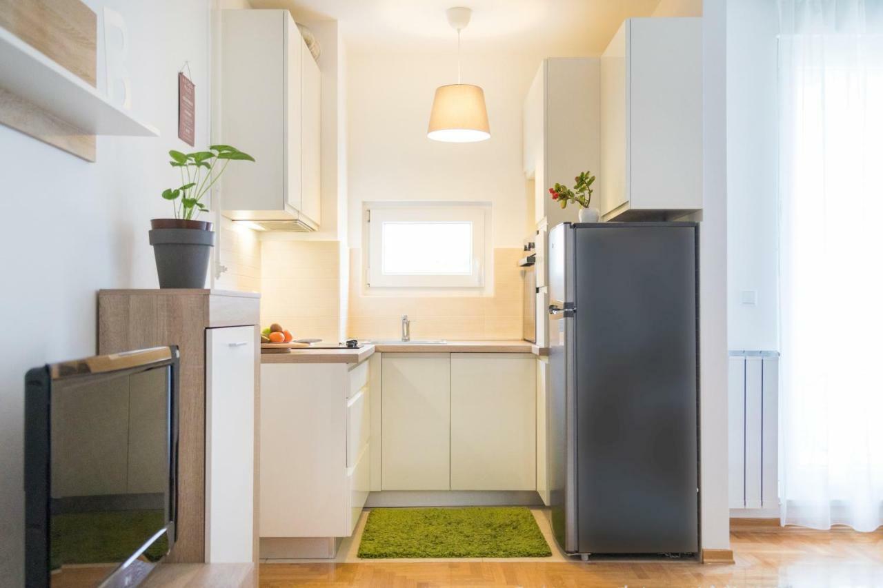 Cute And Sunny Studio In Zagreb With Balcony & Free Parking Esterno foto