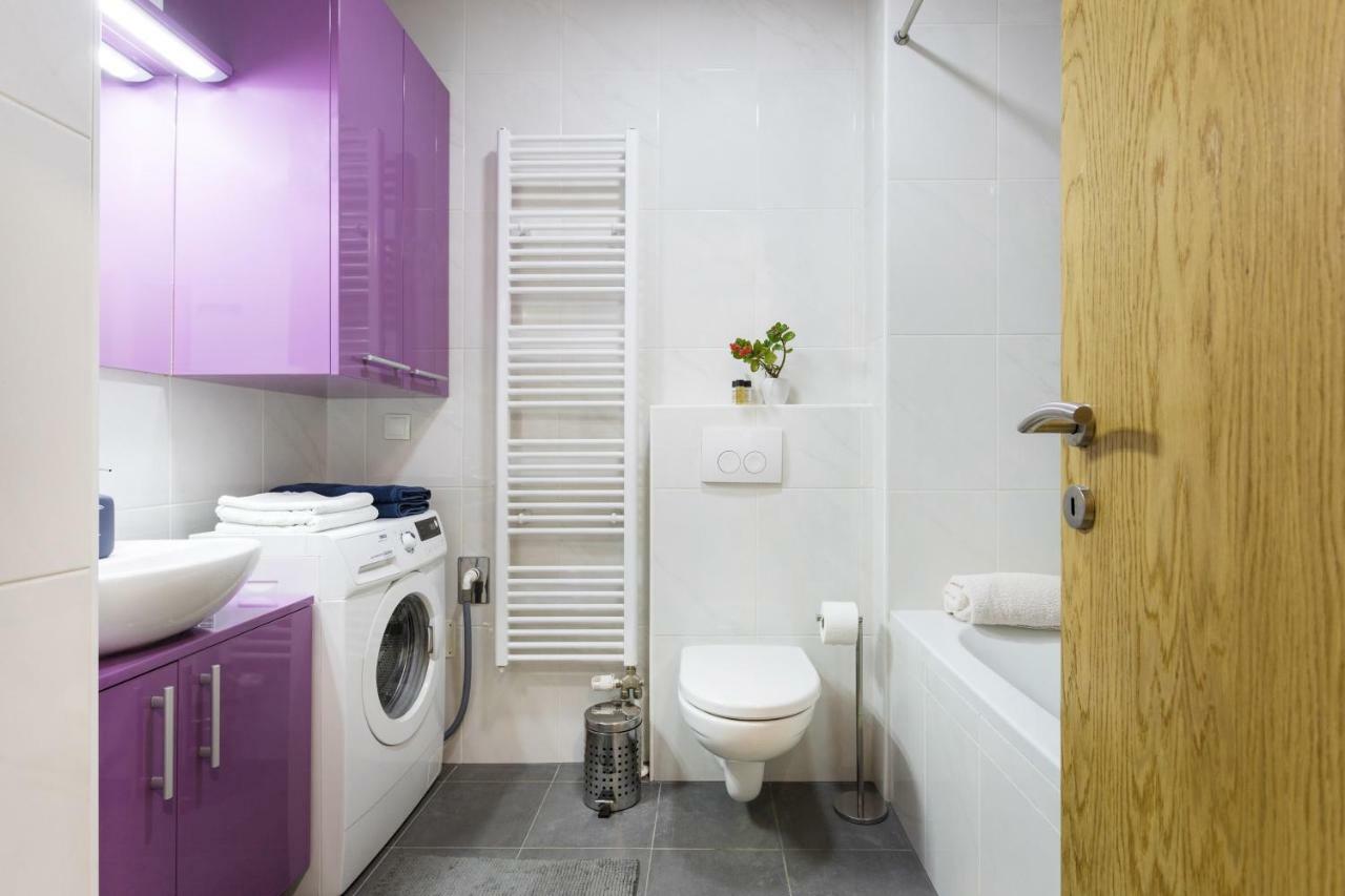 Cute And Sunny Studio In Zagreb With Balcony & Free Parking Esterno foto
